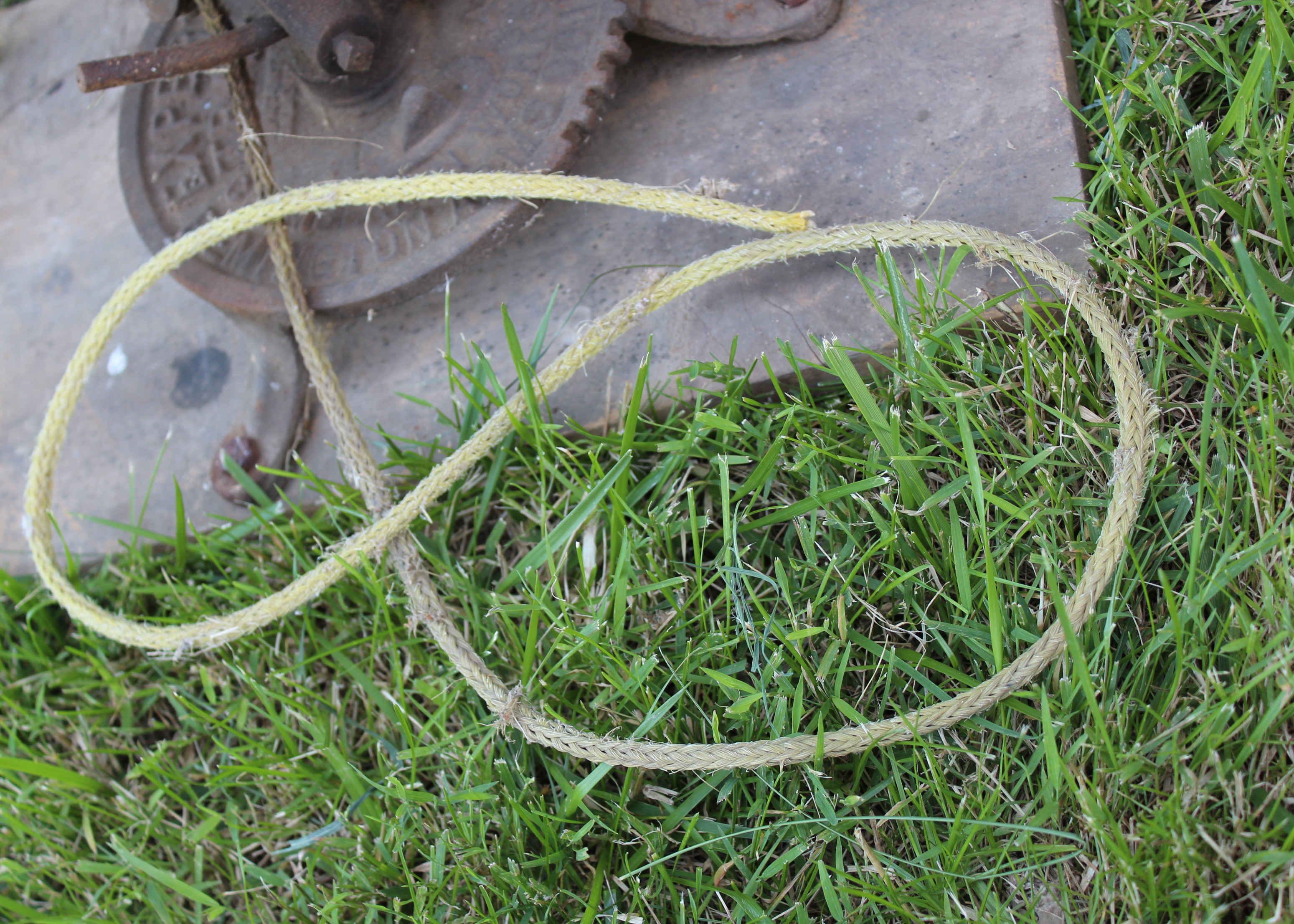 Vintage Manual Pull Trap Thrower and Box of Clays