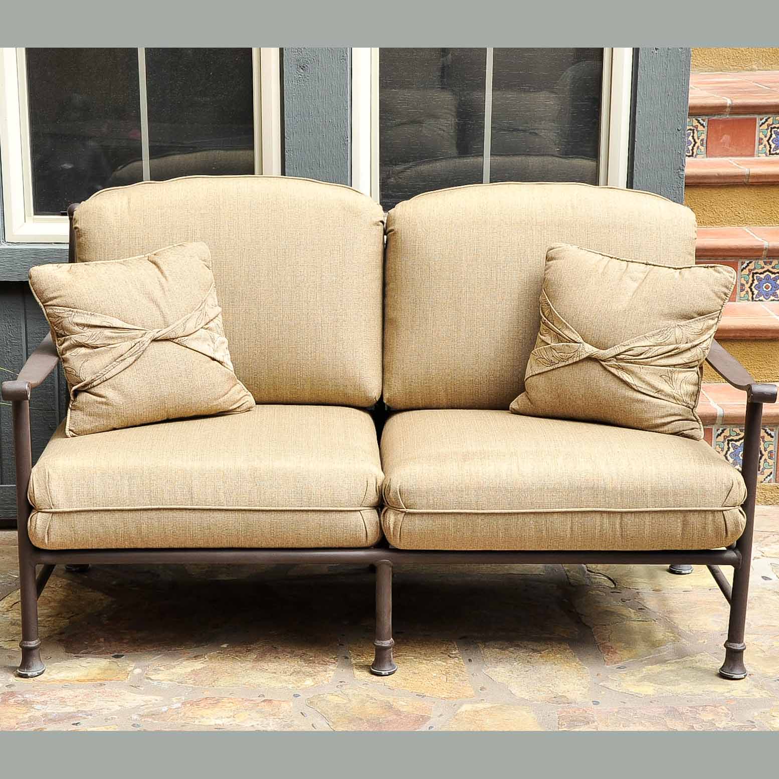 Outdoor Cast Iron Loveseat