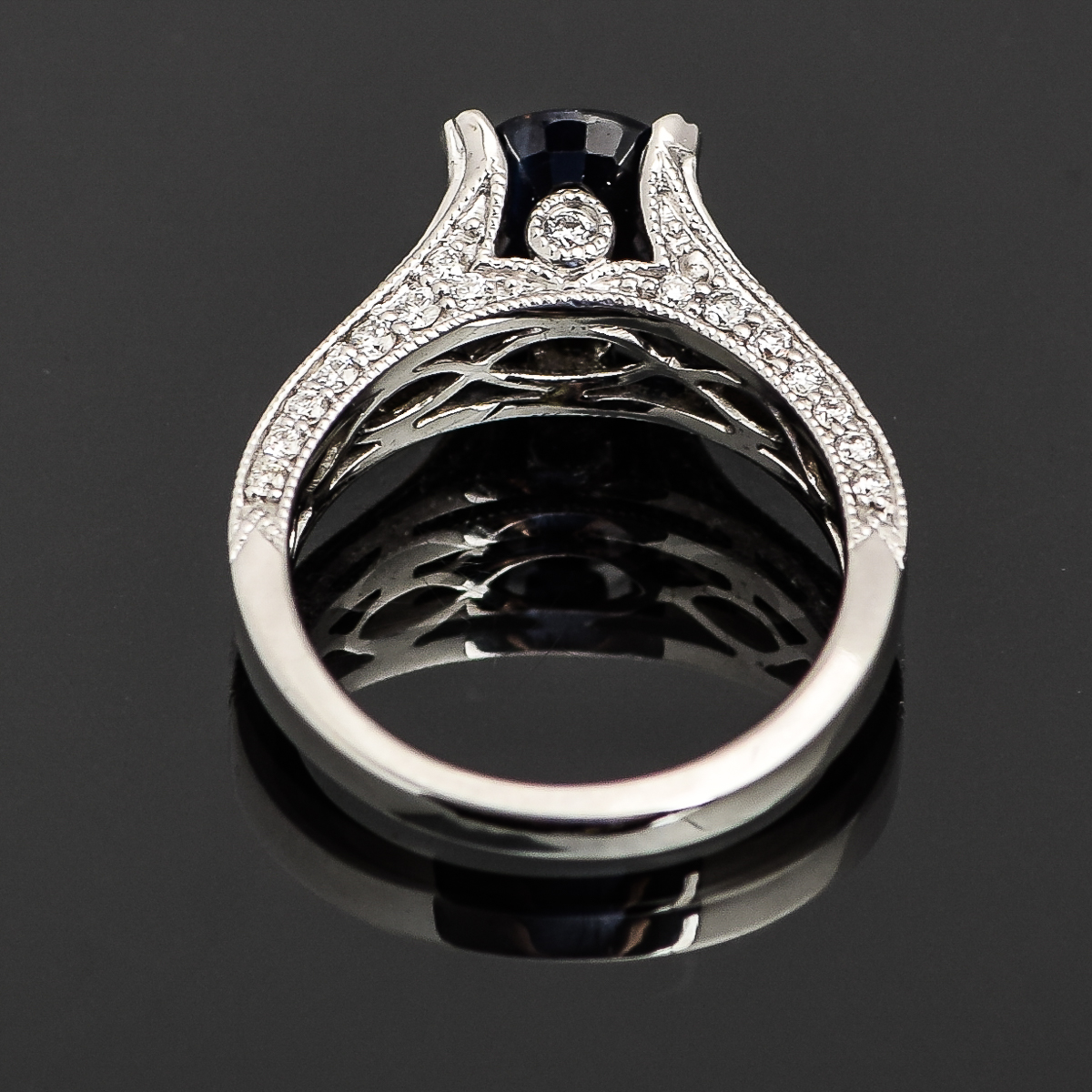 14k White Gold 1.63 Carat Sapphire Ring