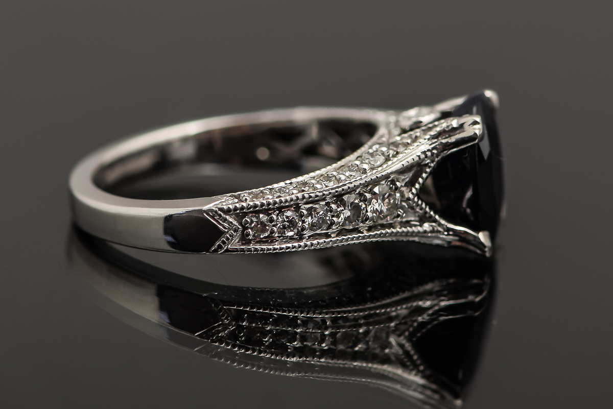 14k White Gold 1.63 Carat Sapphire Ring