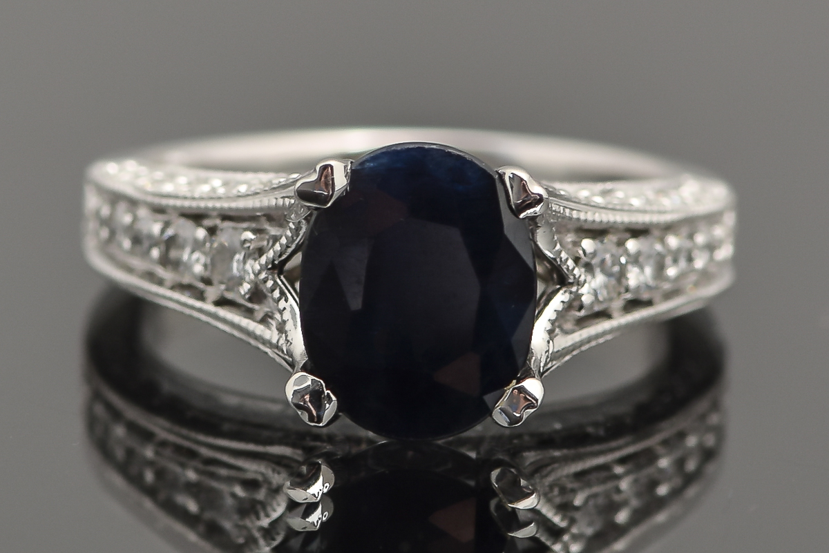 14k White Gold 1.63 Carat Sapphire Ring