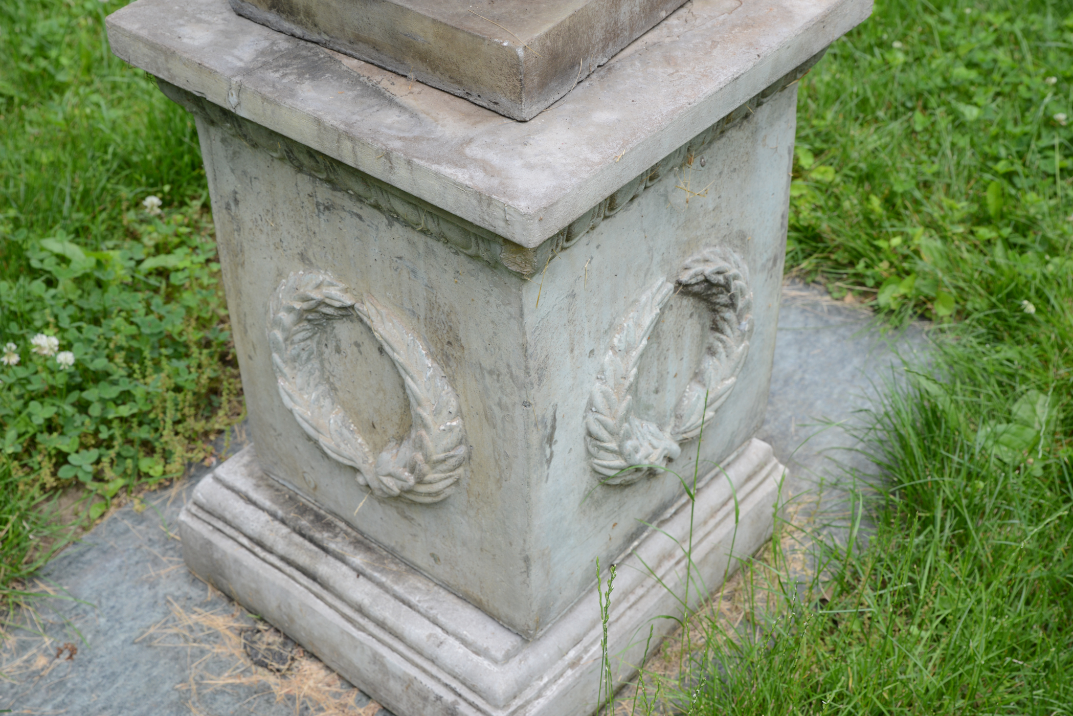 Outdoor Concrete Pillar and Urn Planter