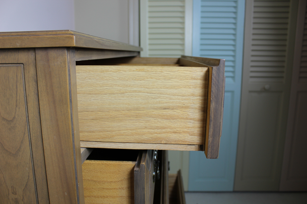 Vintage R-Way Chest of Drawers