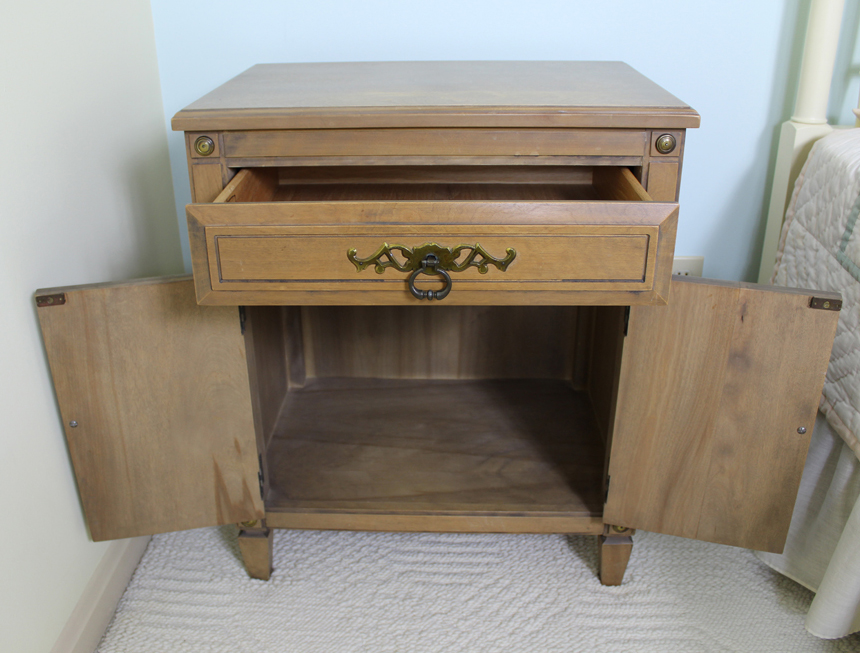 Vintage R-Way Nightstand