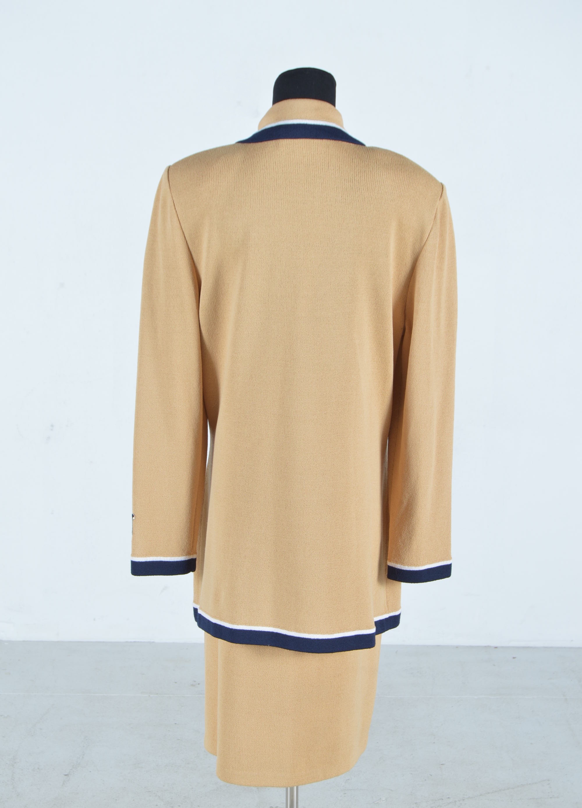 Vintage Clothes for Women