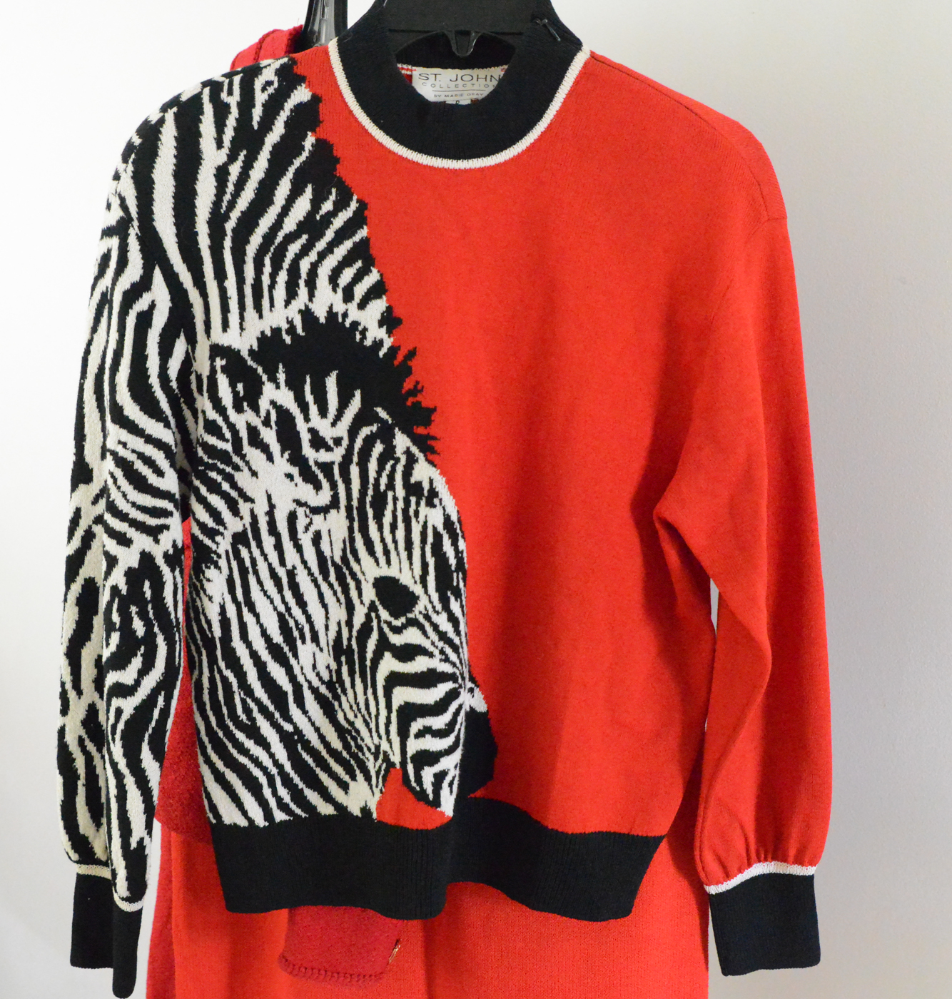 St. John Knit Red Assortment