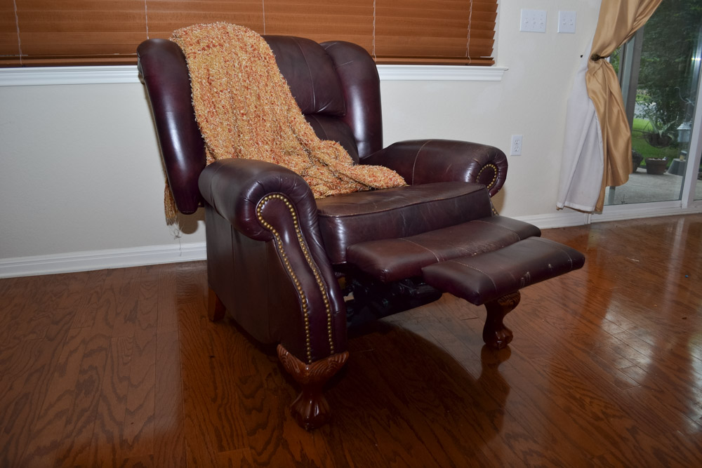 Lay-Z-Boy Buchanan High Leg Recliner with WovenWorkz Throw Blanket