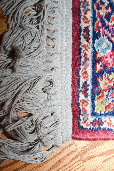 Machine Made Sarouk-Style Accent Rug