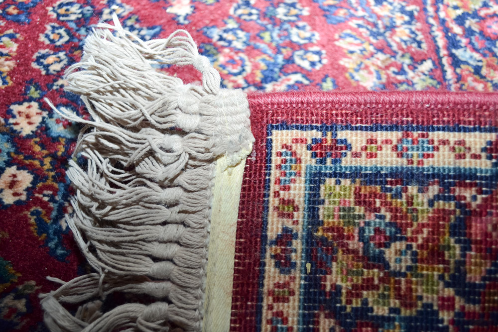 Machine Made Sarouk-Style Accent Rug