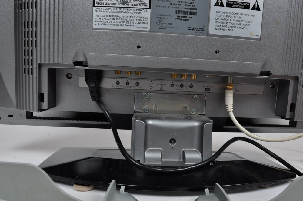 LG 17" LCD Television