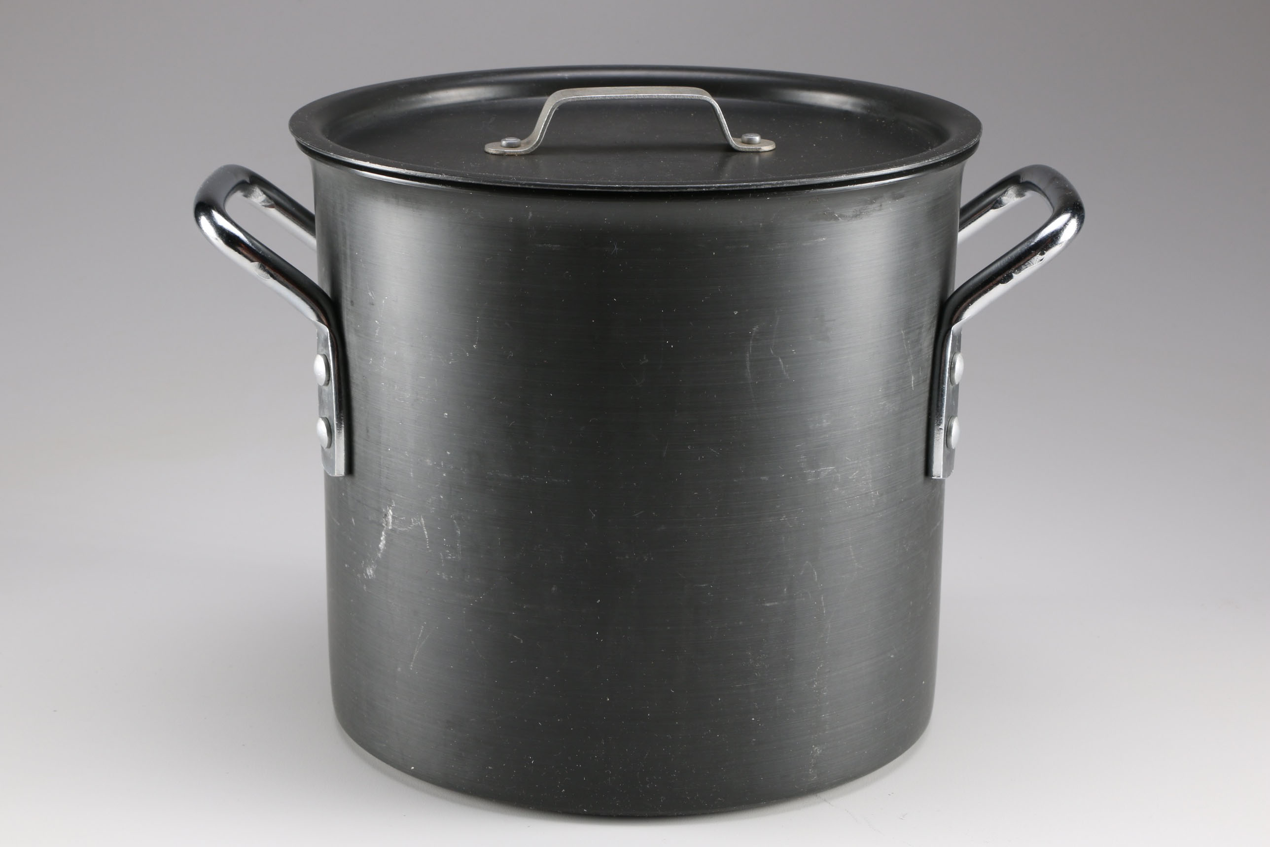 Calphalon Vintage "Commercial Aluminum Cookware" and "Analon" Pots and Pans