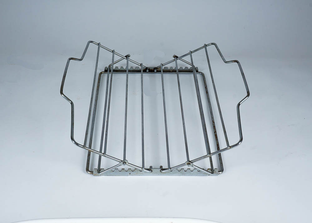 Elegant Presentation-Ware Collection Including Designer Pieces