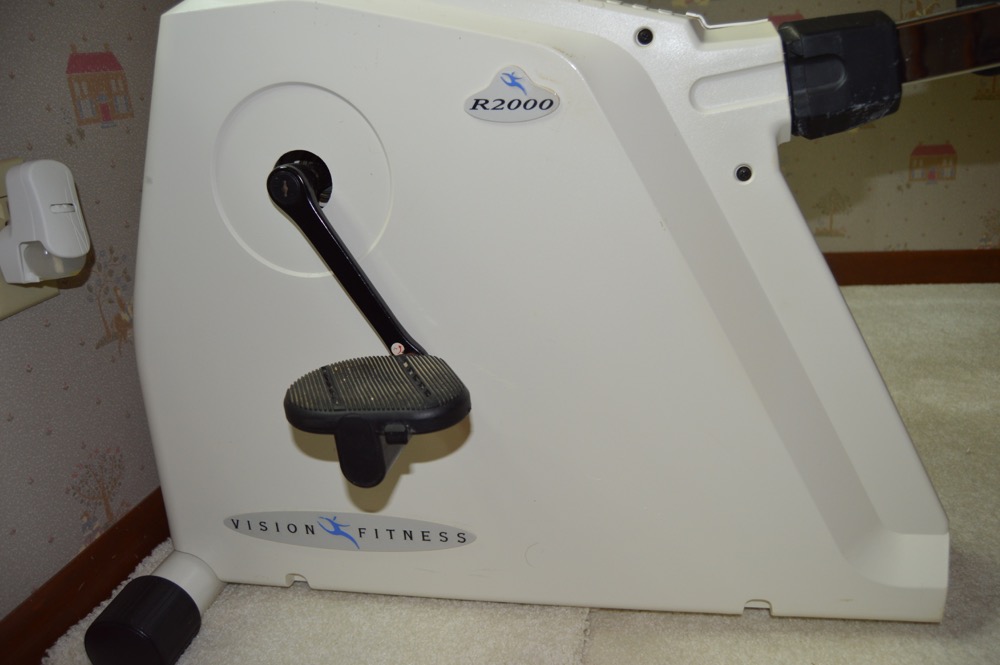 Vision Fitness R2000 Recumbent Bike