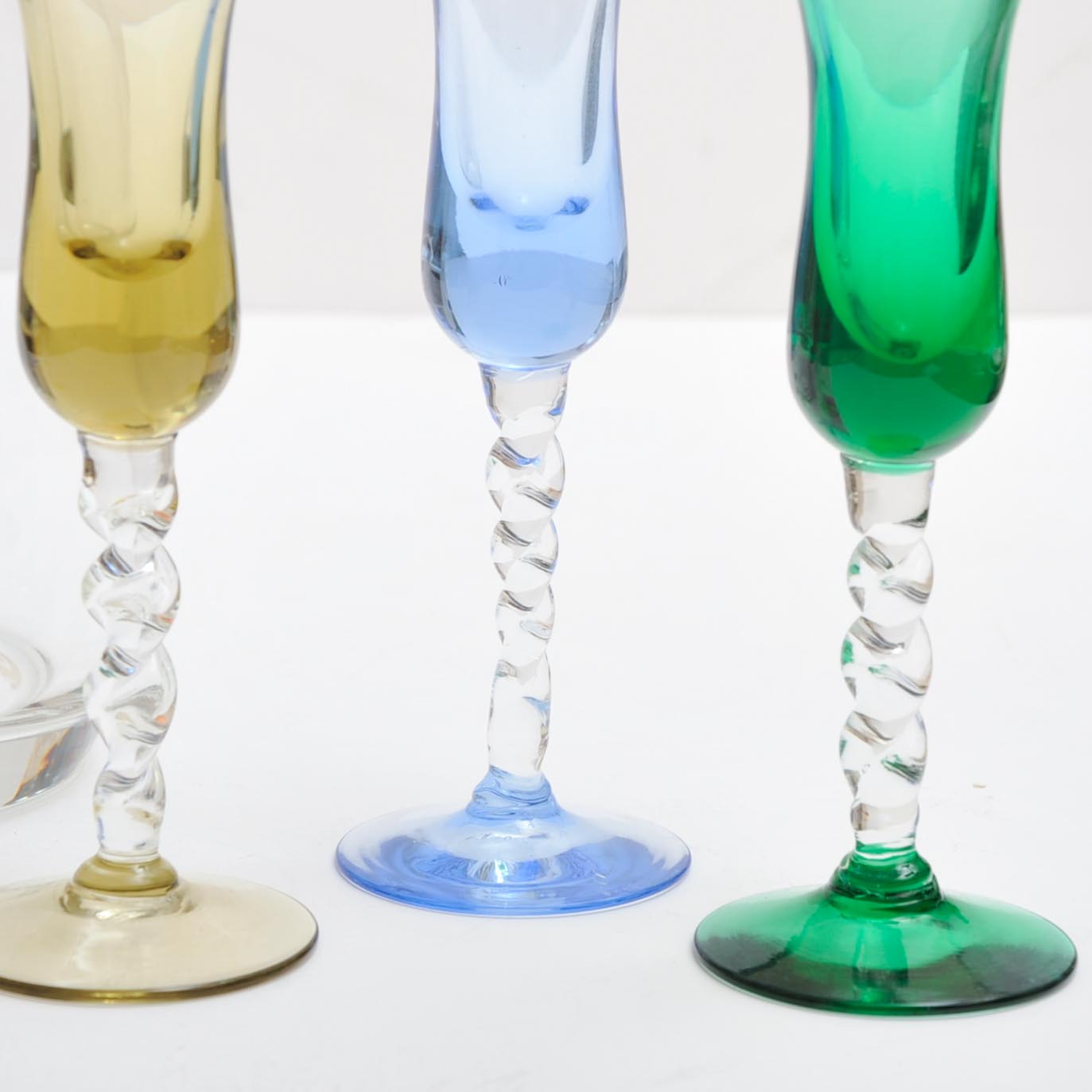 Glass Decanter with Four Drinking Glasses