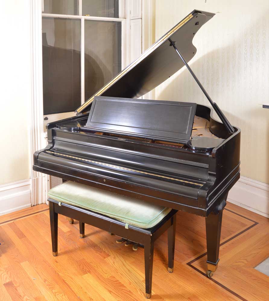 Baldwin Grand Piano with Bench