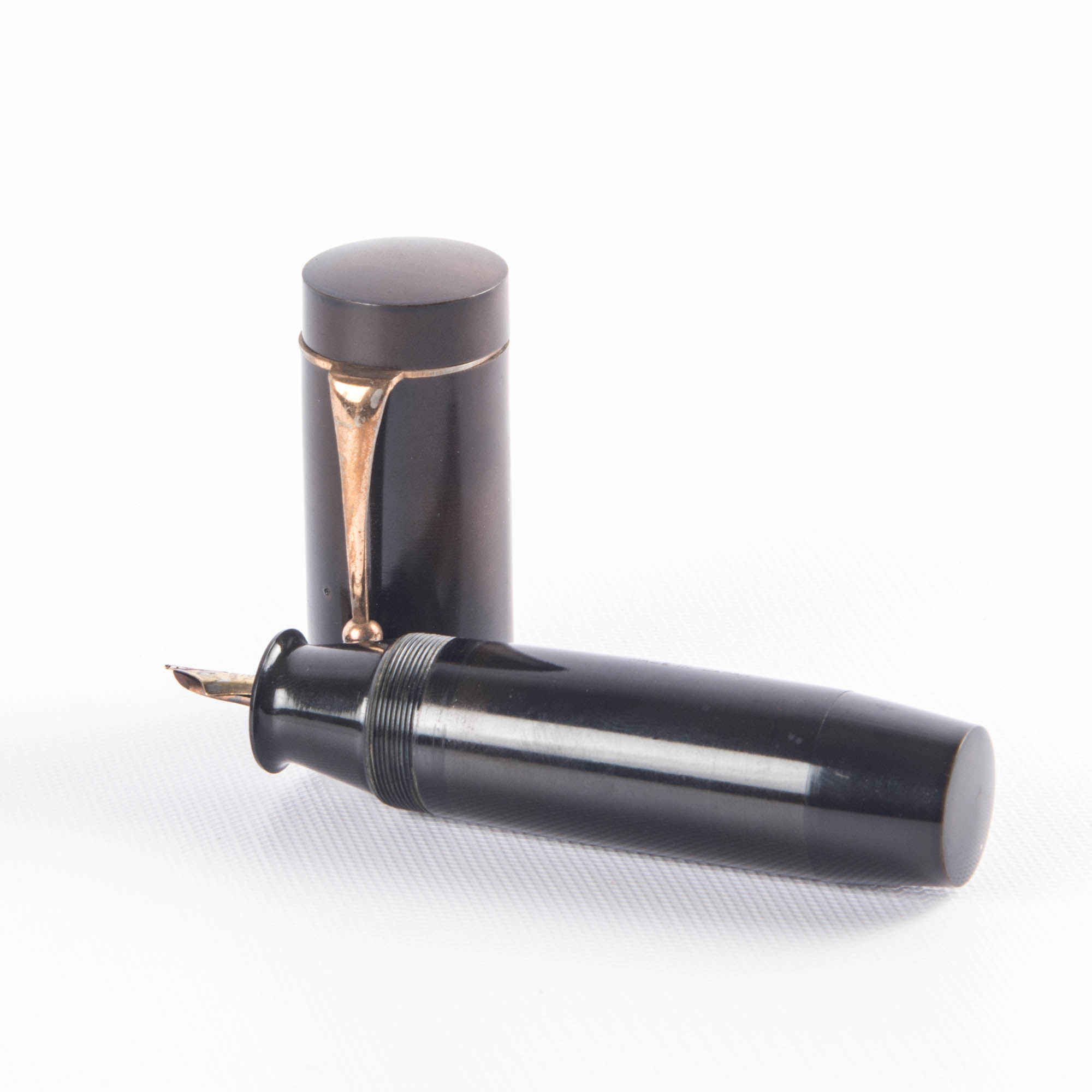 Calligraphy Jumbo Fountain Pen with 14K Gold Plated Nib