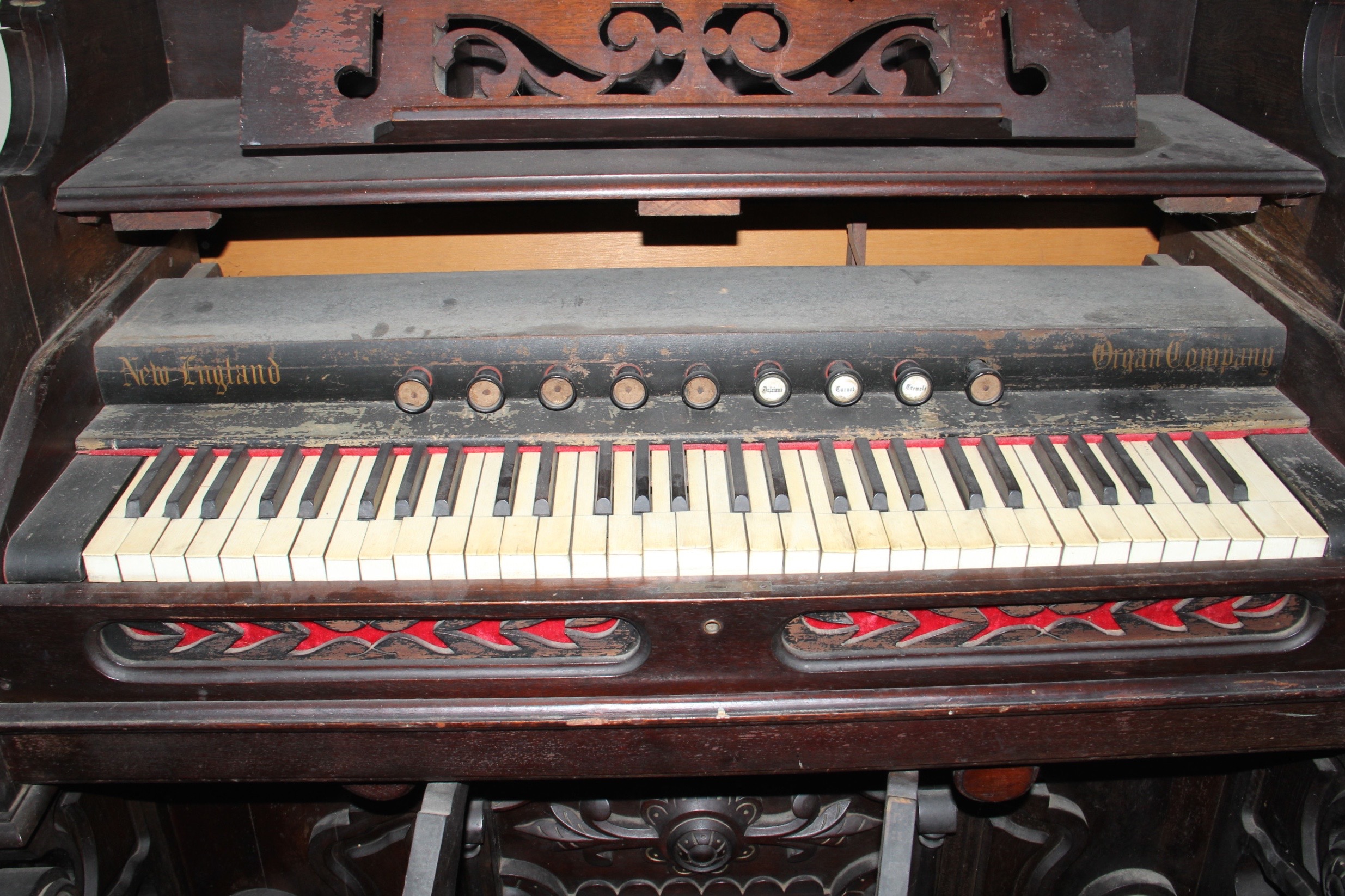 Antique Renaissance Style New England Organ Company Pump Organ