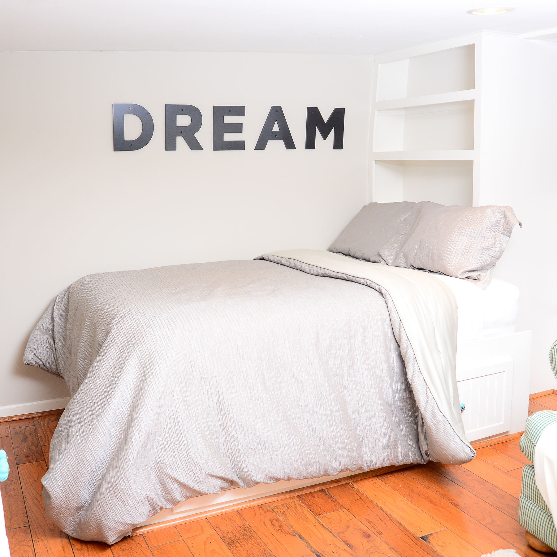 Field Crest Comforter and One Pillow Sham