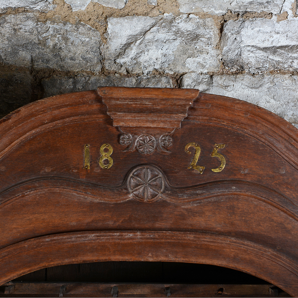 Early 19th Century Antique Oak Wardrobe