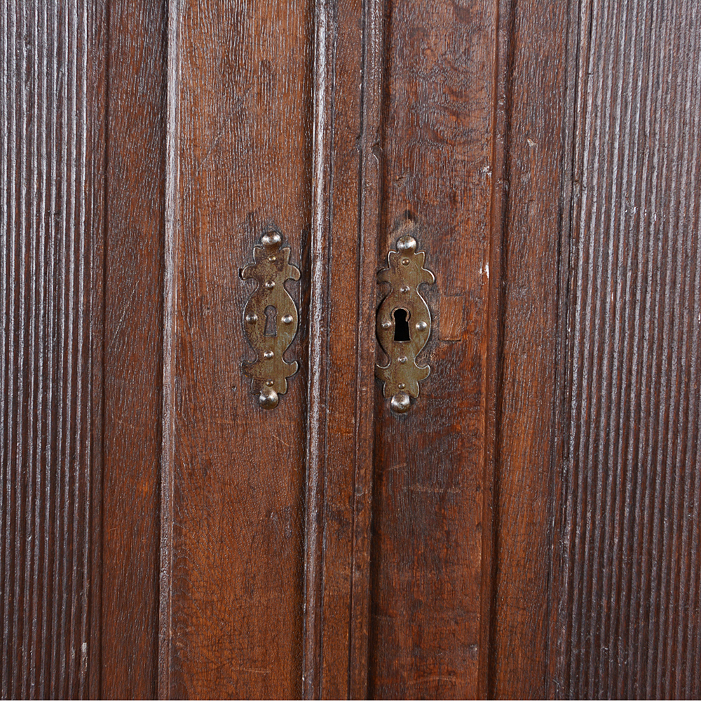 Early 19th Century Antique Oak Wardrobe