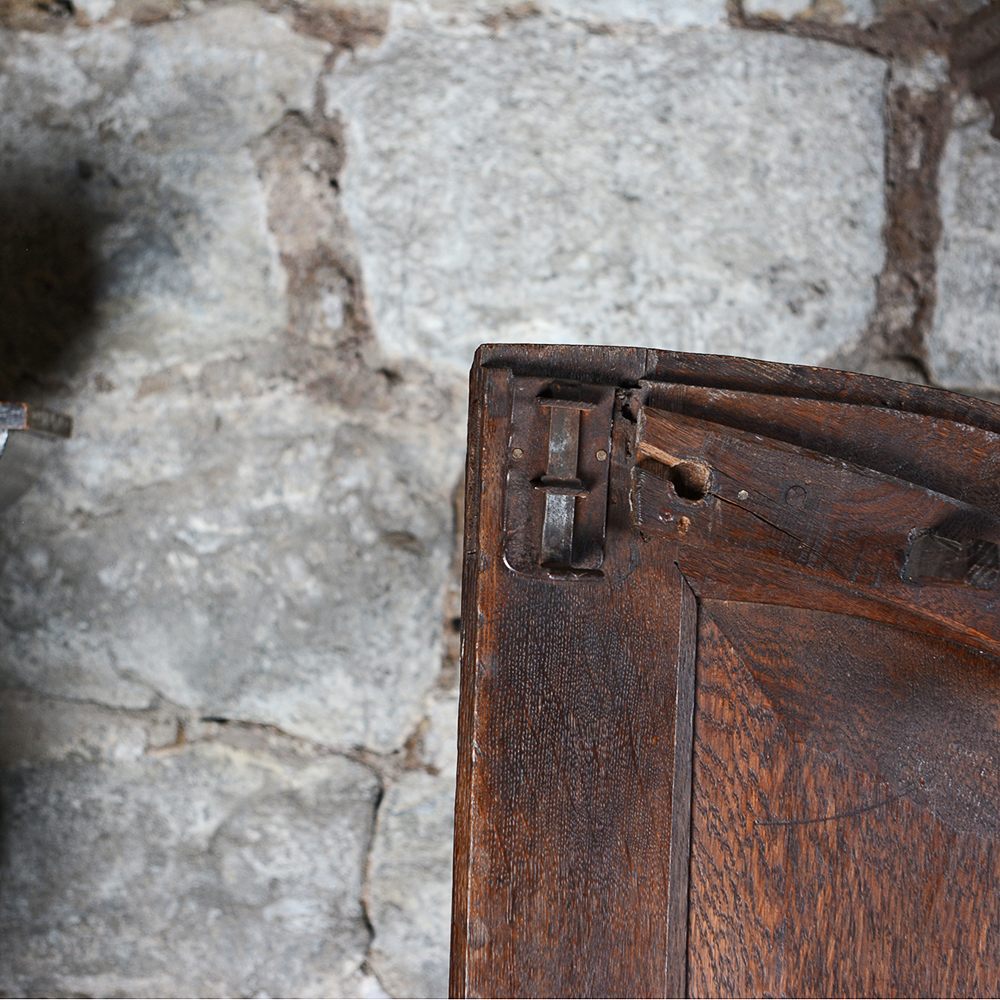 Early 19th Century Antique Oak Wardrobe