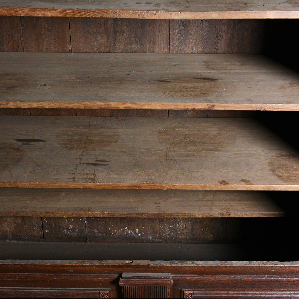 Early 19th Century Antique Oak Wardrobe