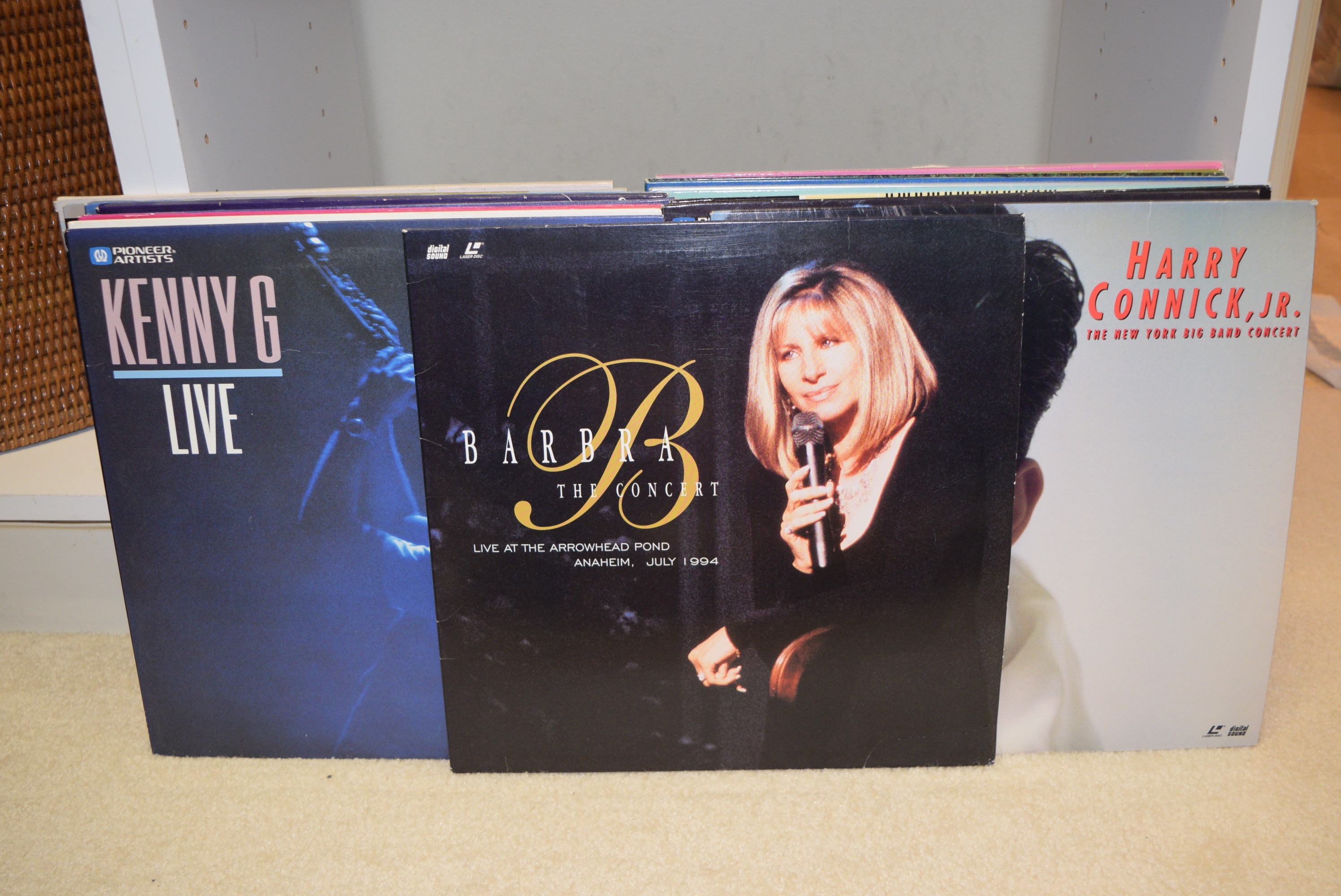 ProScan Laser Disc and CD Player with Laser Discs