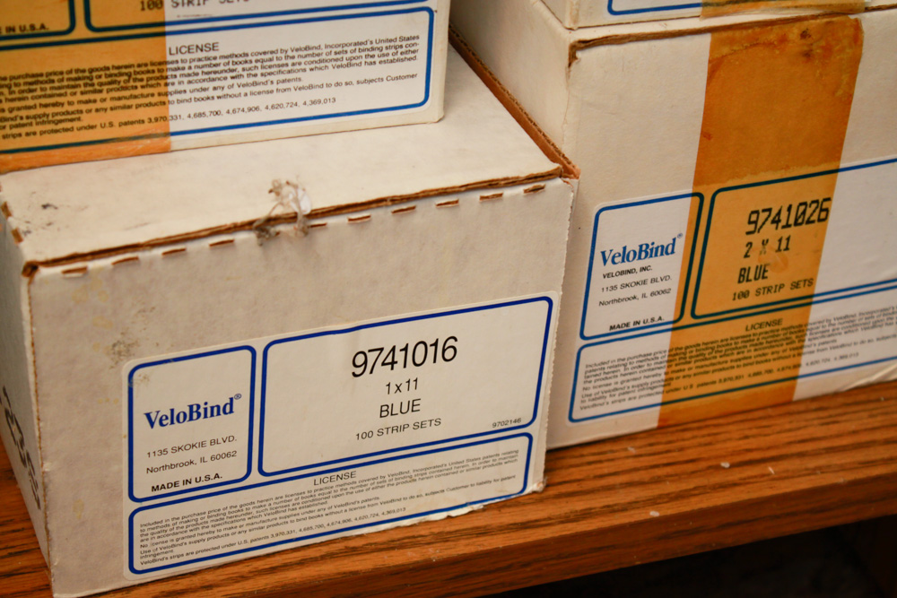 VeloBind Model 750 Binding Machine with Supplies