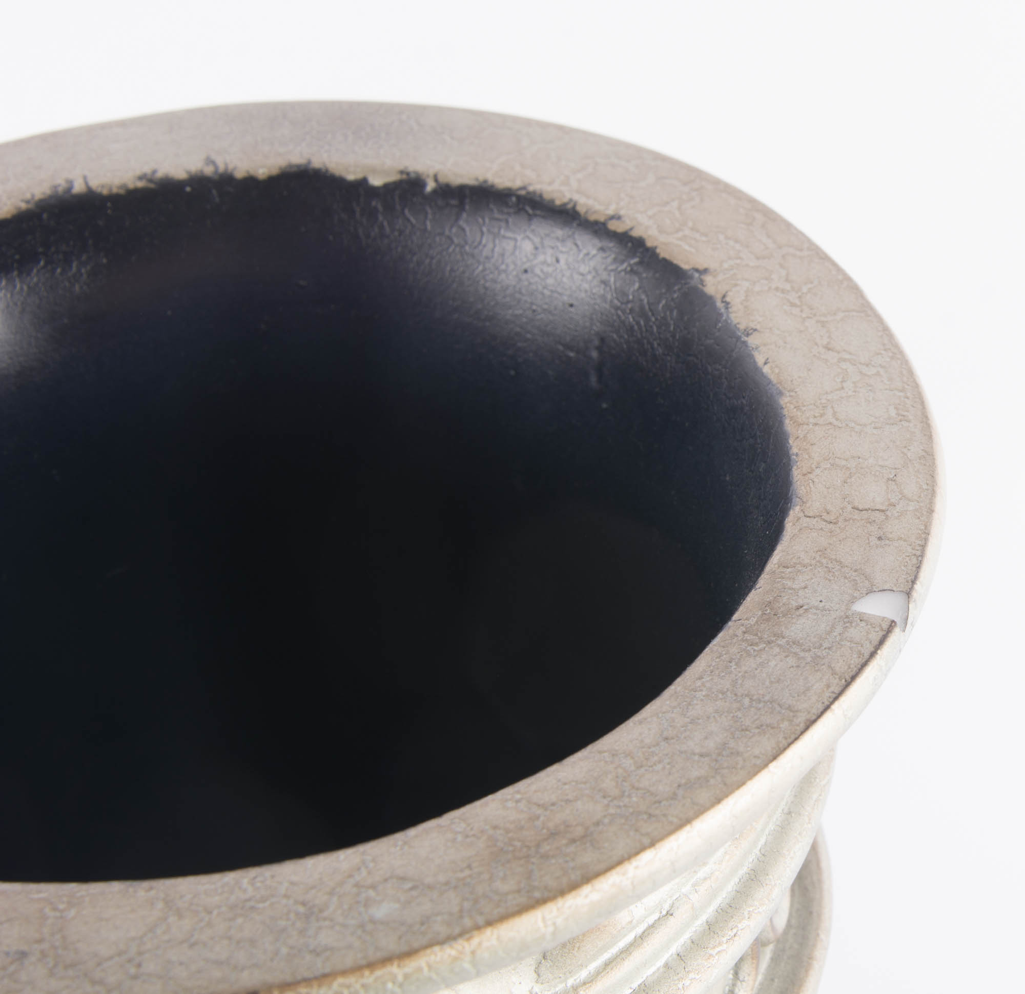 Pair of Serenity Home Fashions Decorative Urns