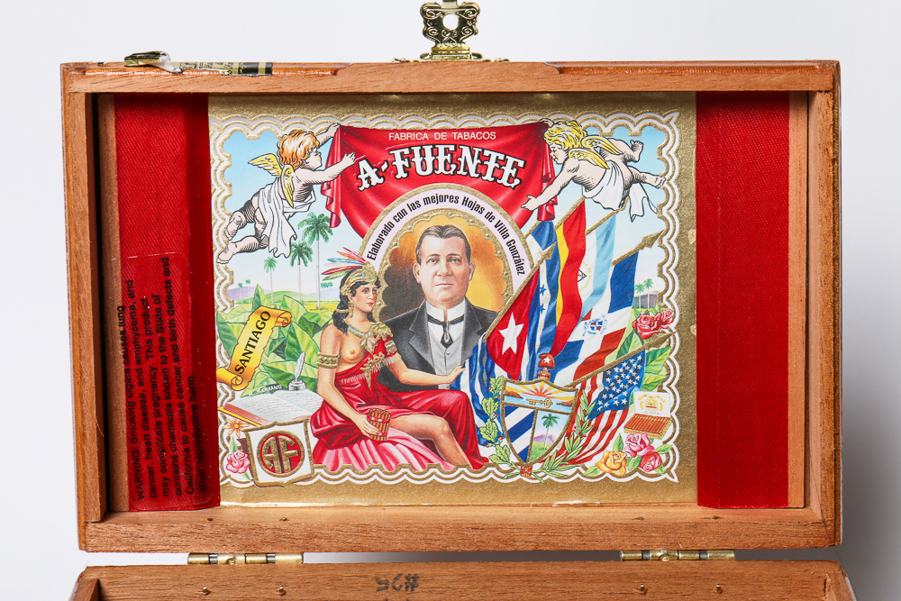 Dominican Republic Wood Cigar Box