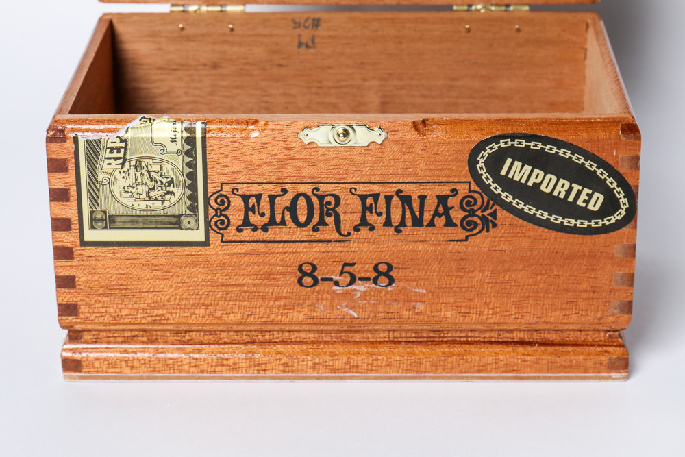 Dominican Republic Wood Cigar Box
