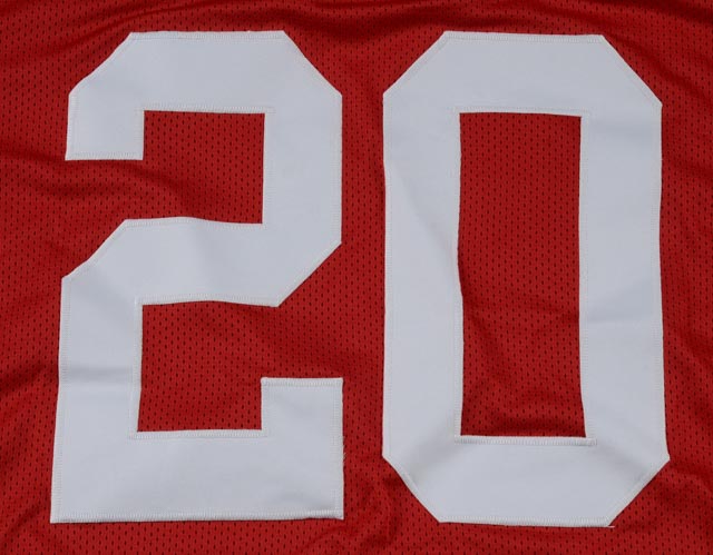 Chris "Beanie" Wells Signed Ohio State Jersey