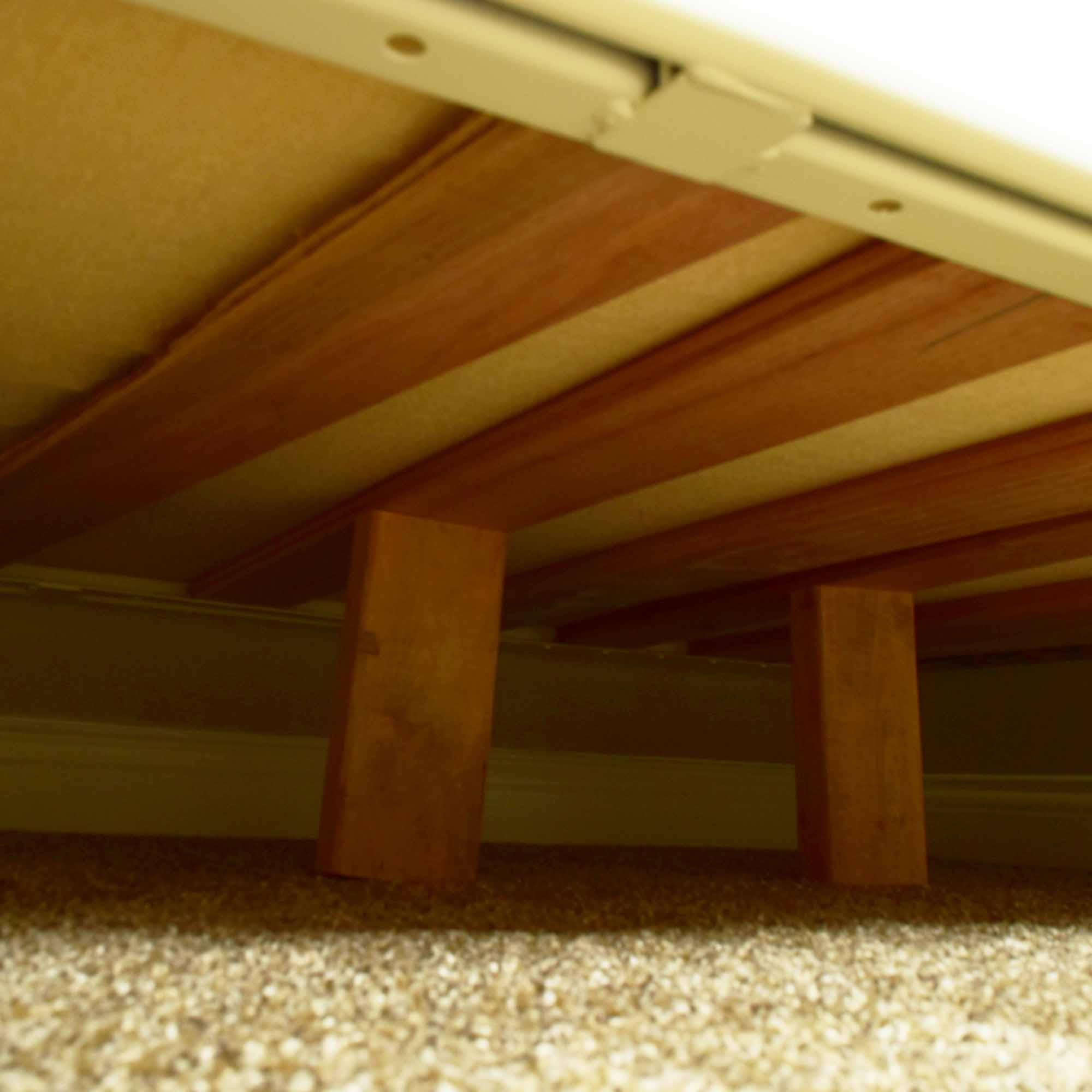 Ikea Minnen White Metal Child's Bed