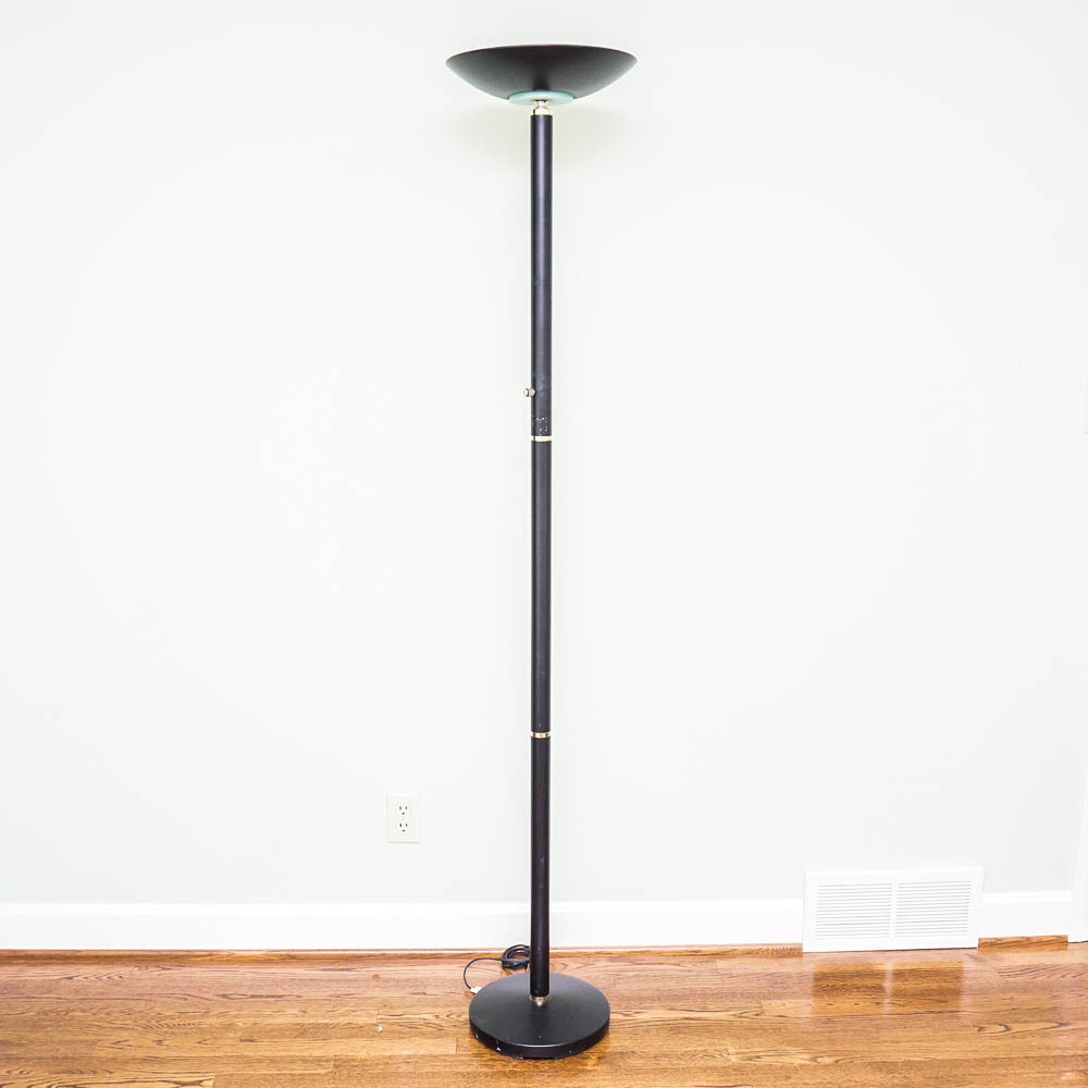 Modern Black Floor Lamp with Adjustable Brightness Feature