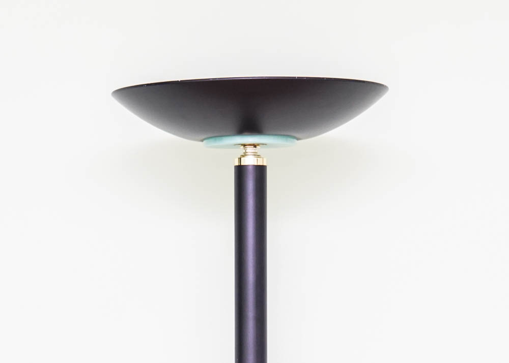 Modern Black Floor Lamp with Adjustable Brightness Feature