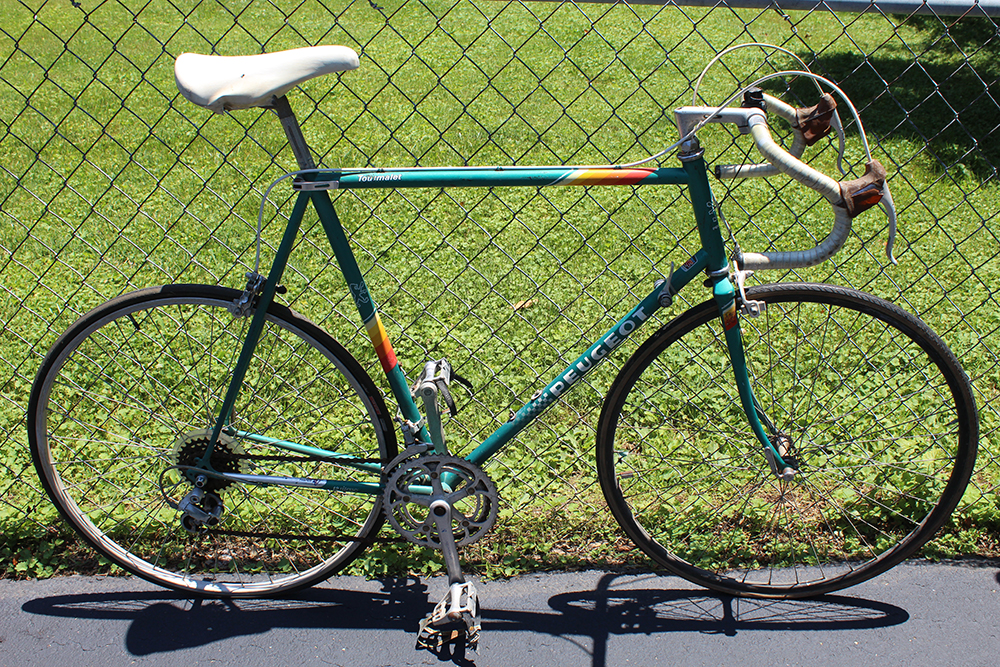 Vintage Peugeot Tourmalet 12 Speed Racing Bicycle