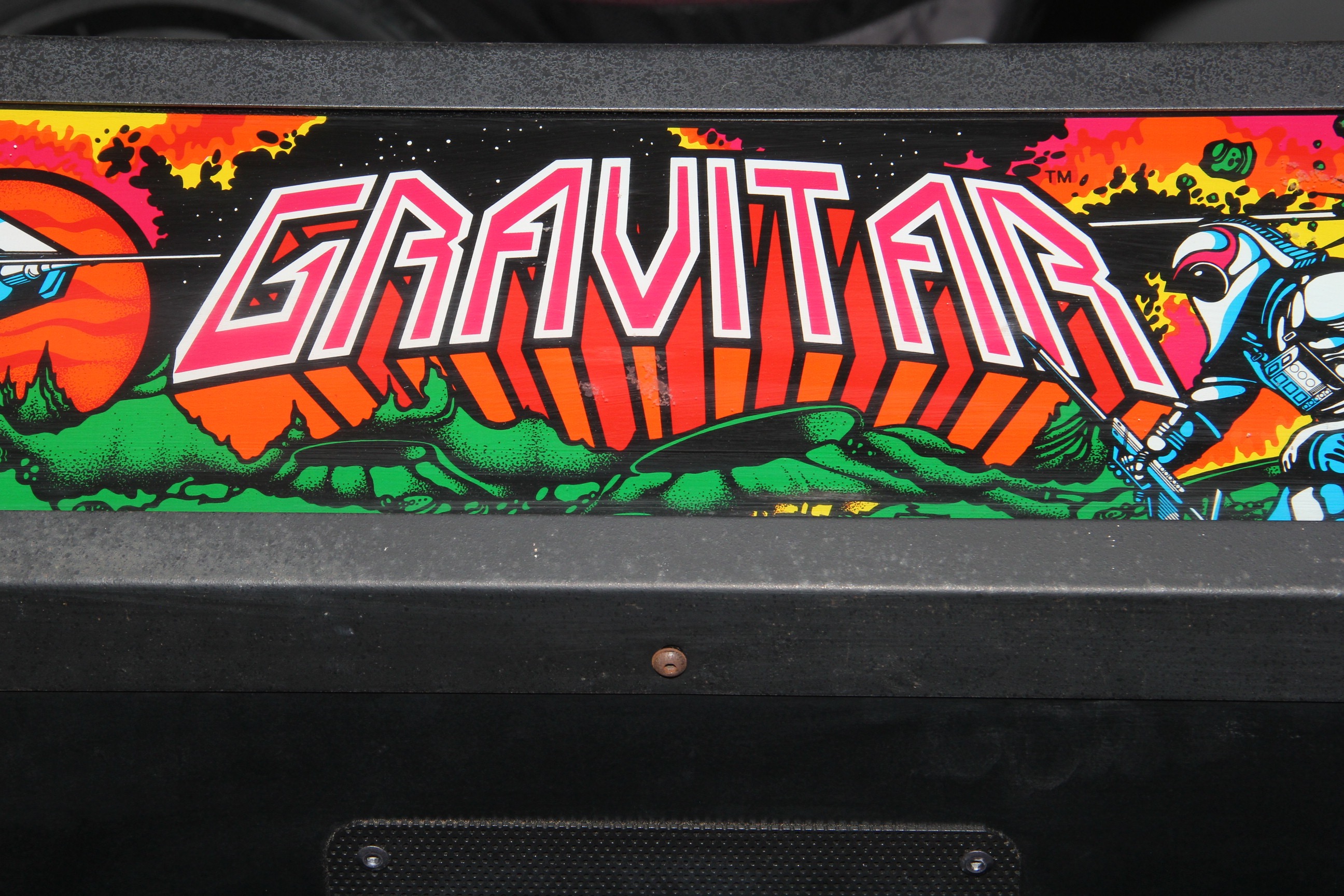 Vintage Atari Gravitar Arcade Cabinet