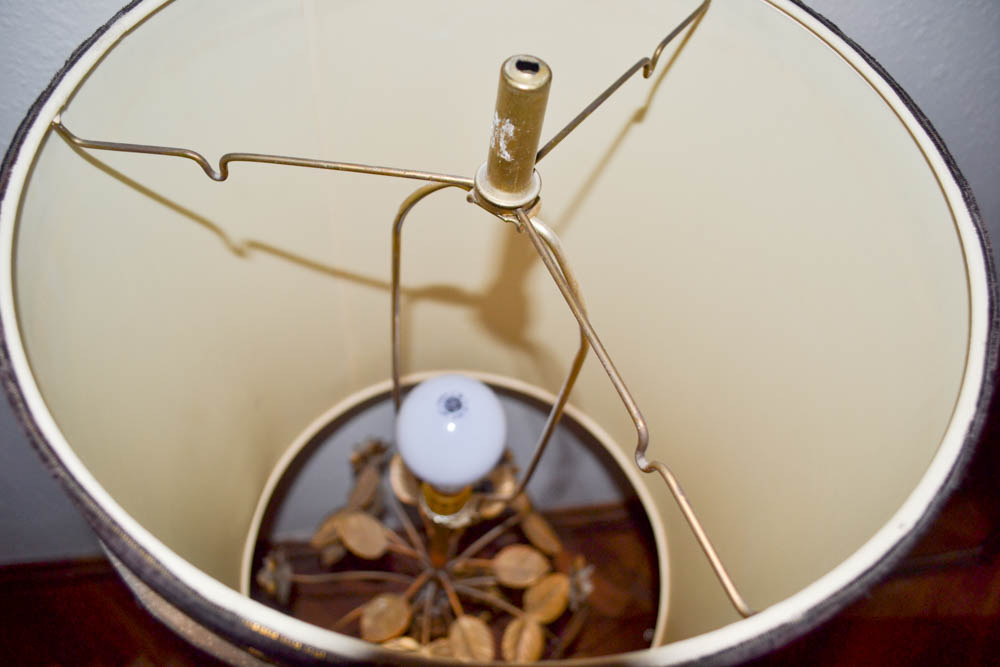 Brass Tone Statue Table Lamp