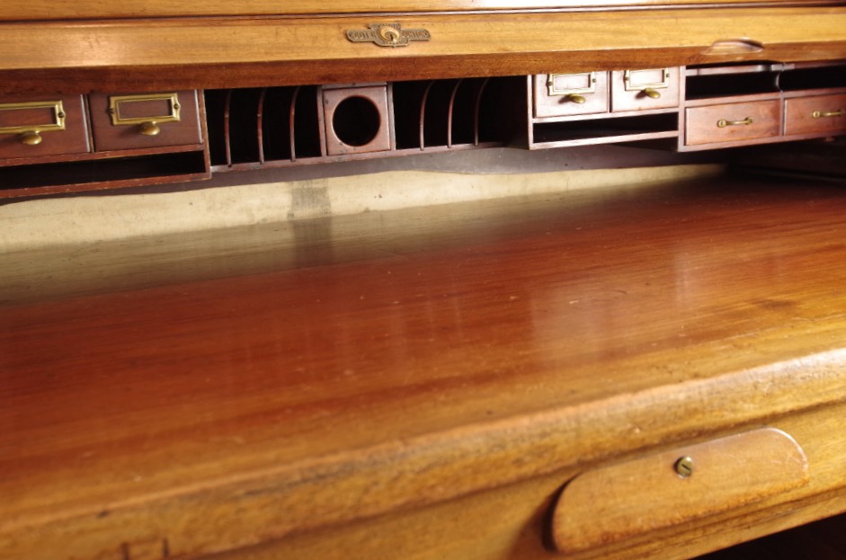 Doten Dunton Roll Top Desk