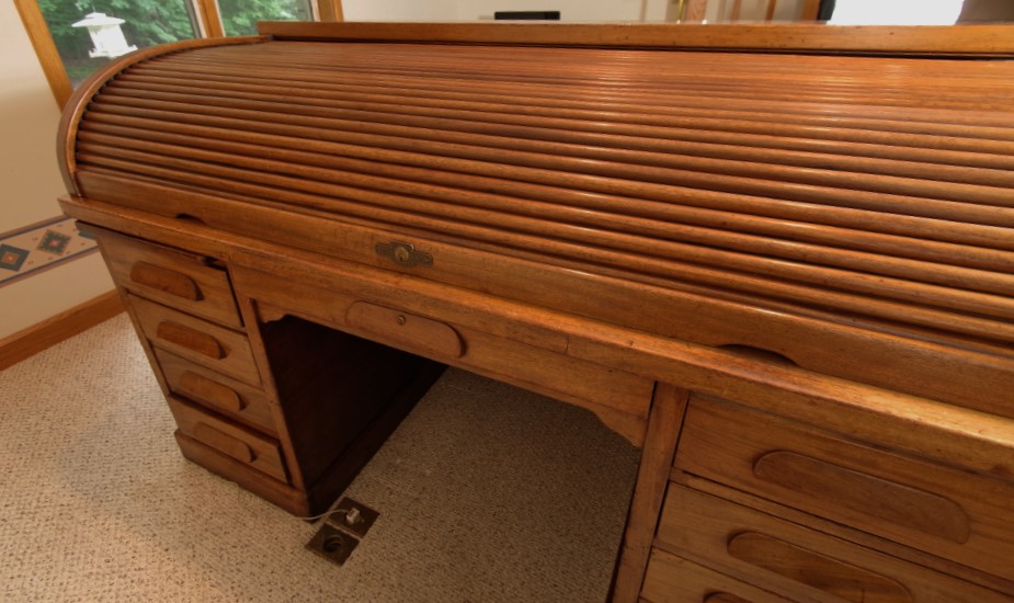 Doten Dunton Roll Top Desk