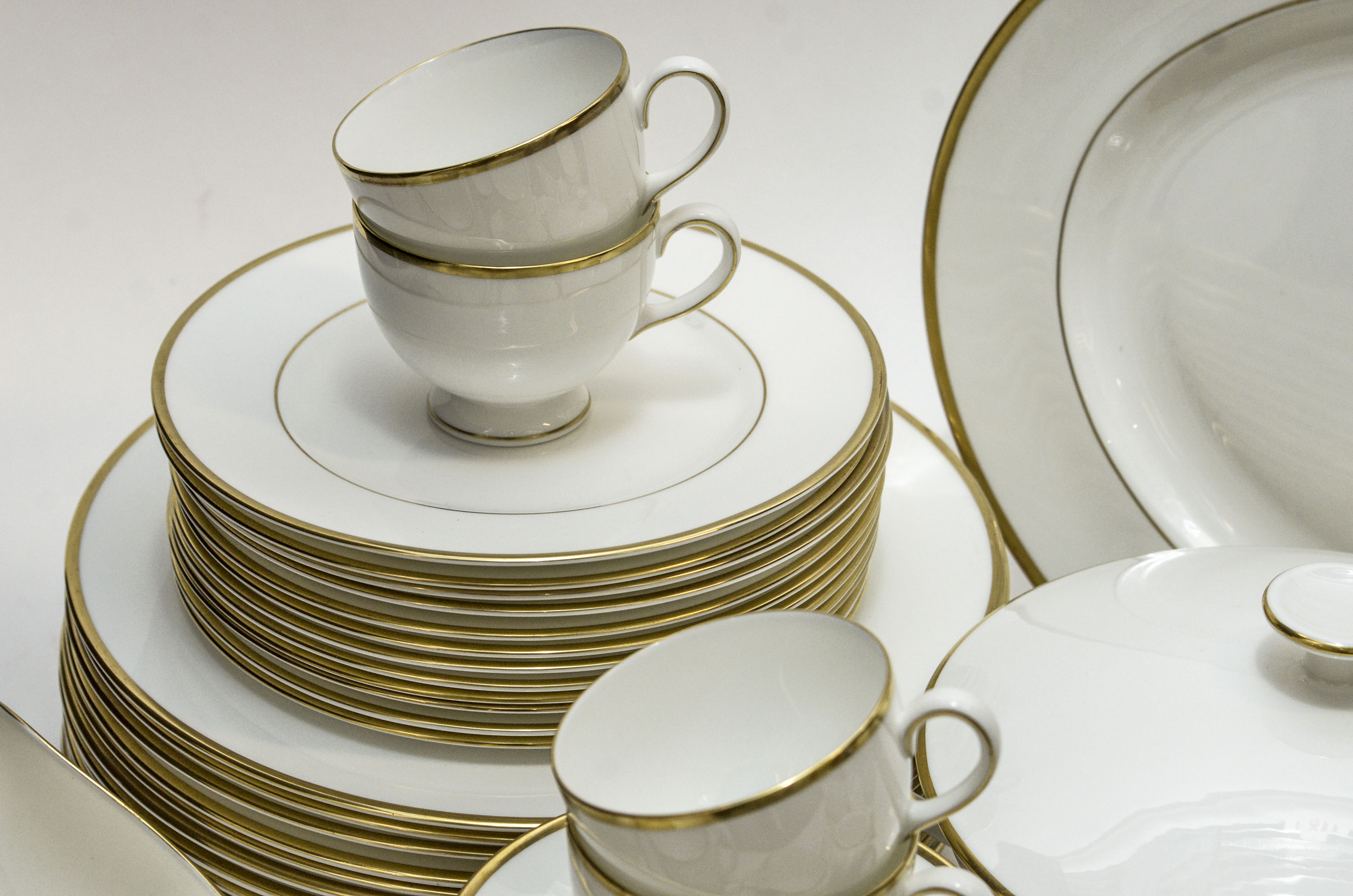Wedgwood Dinner Set