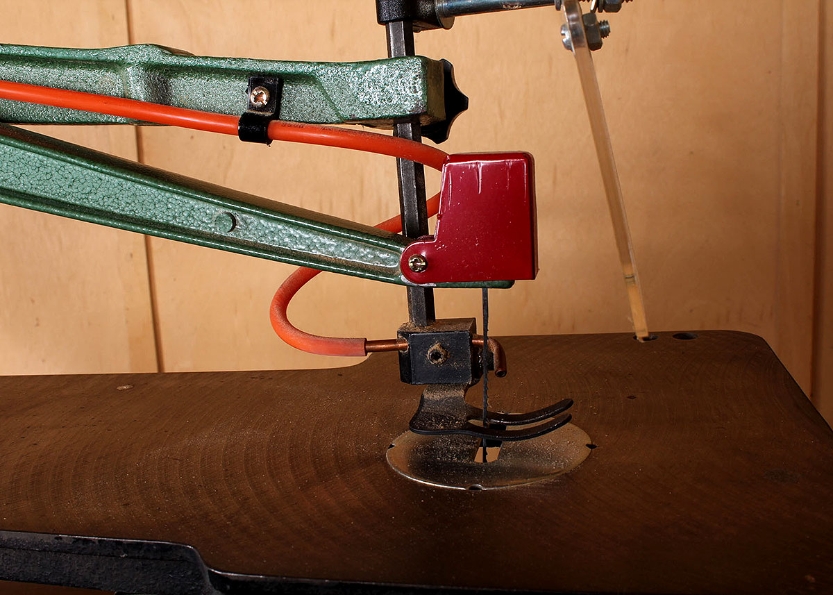 Grizzly Scroll Saw