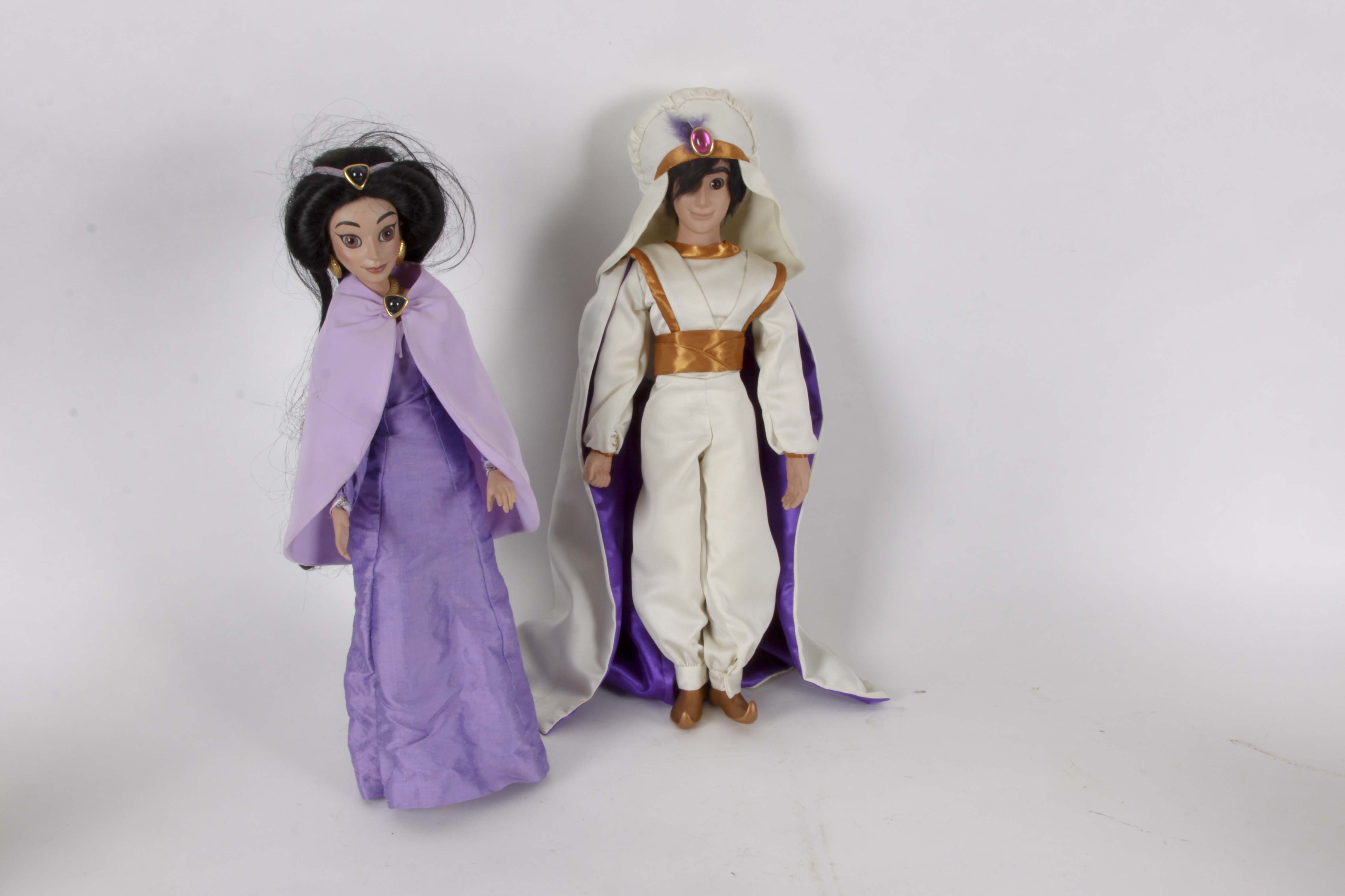 Disney Dolls from "Aladdin" and "Cinderella" with Collector Cards Set