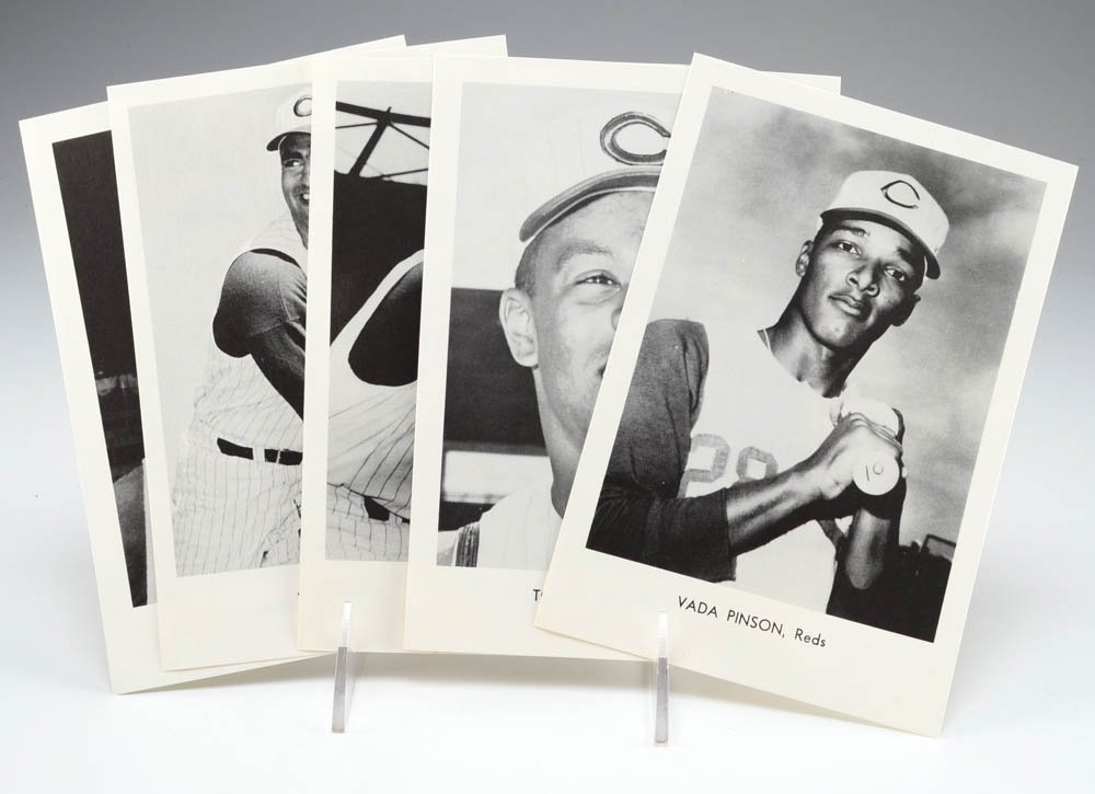 Two Mid 1960s Cincinnati Reds Player Photo Packs With Envelopes
