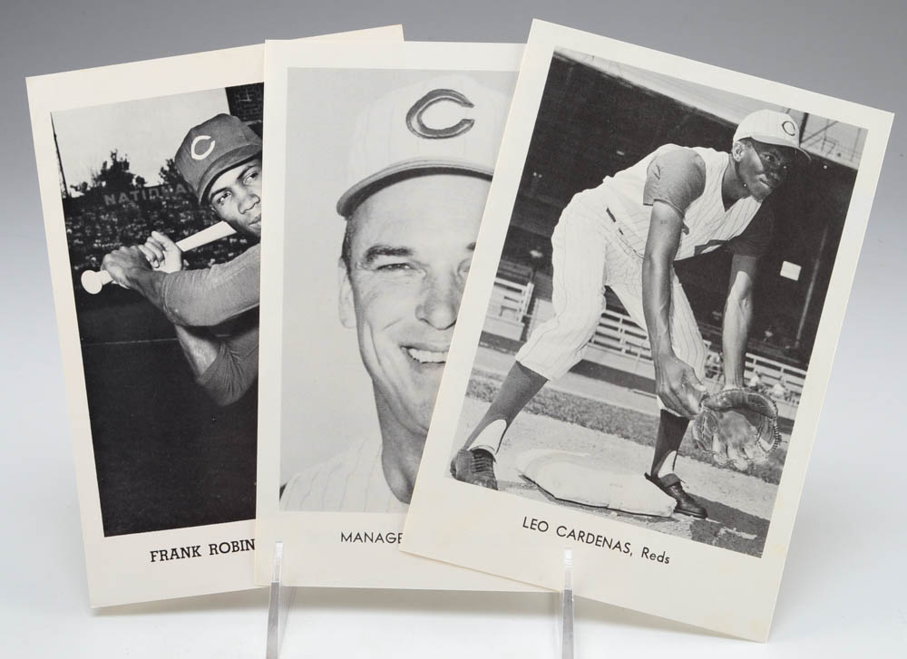 Two Mid 1960s Cincinnati Reds Player Photo Packs With Envelopes