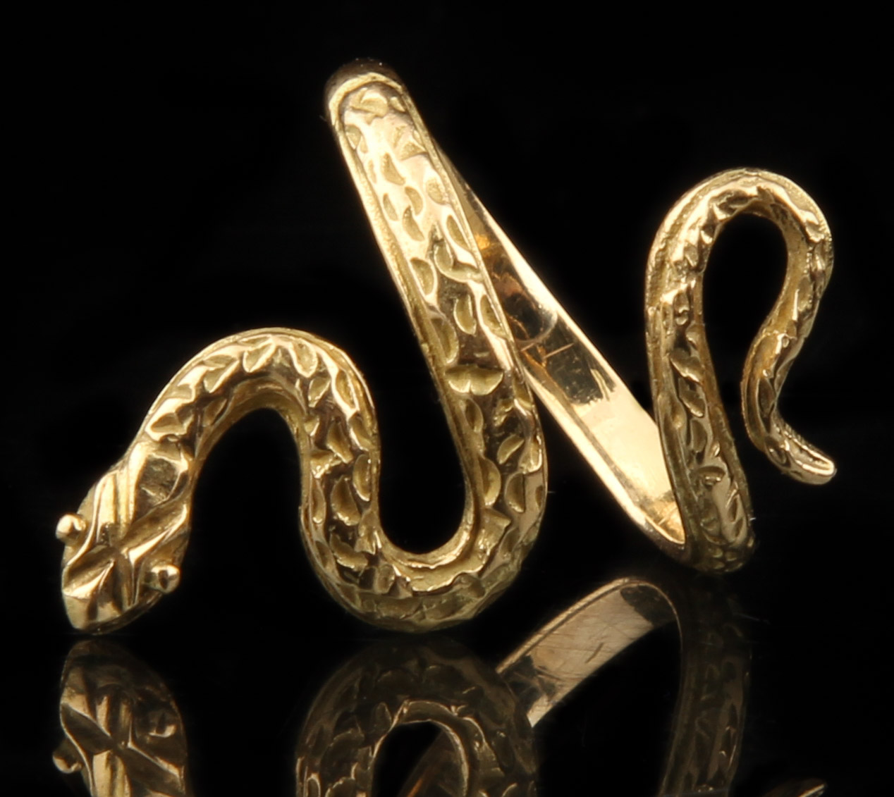 18K Yellow Gold Serpent Ring