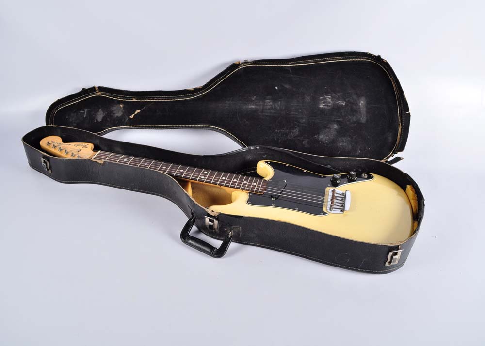 Fender Musicmaster Electric Guitar