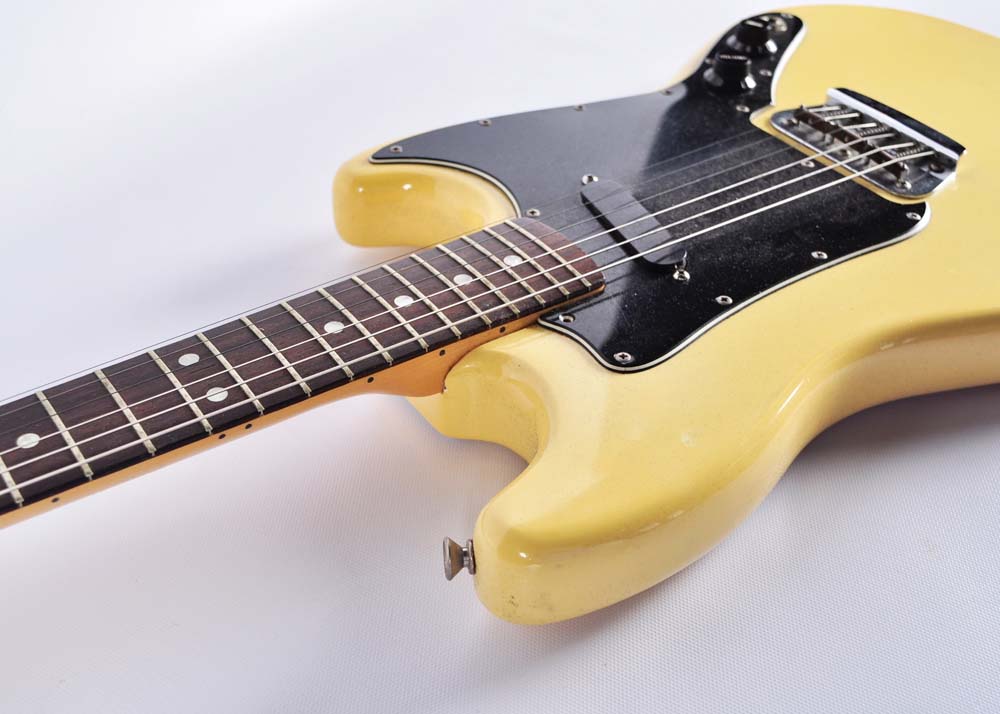 Fender Musicmaster Electric Guitar