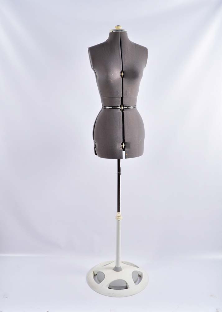Adjustable Dress Form