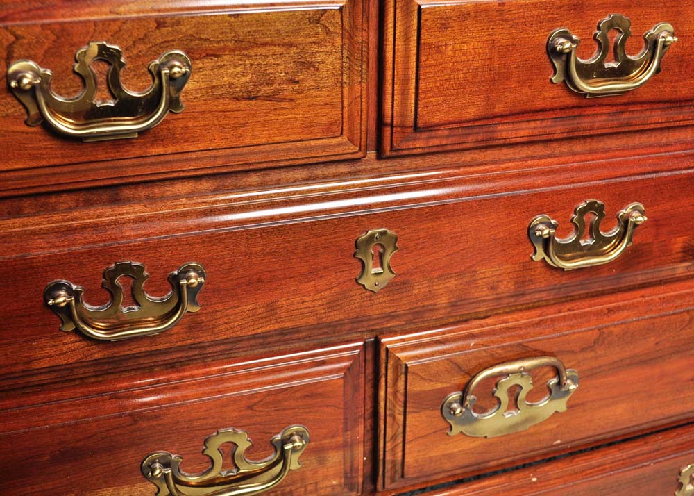 Kling Colonial Dresser